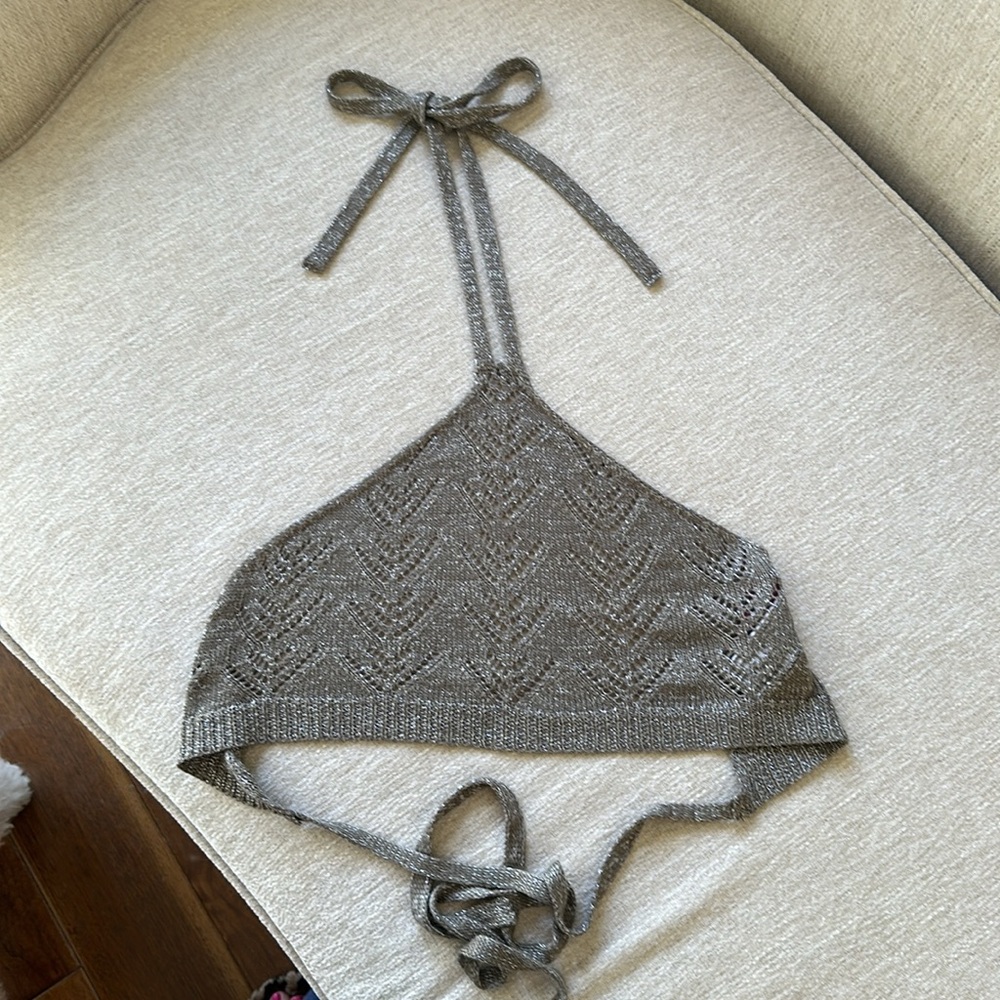 Edikted Halter Top